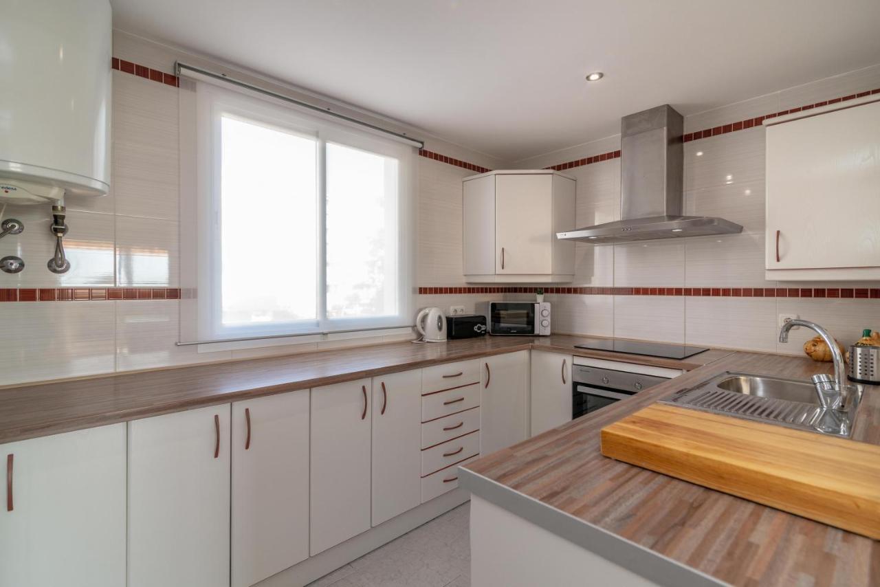Vb Golondrinas Recently Renovated 2bdr Apt *